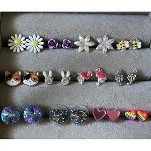 Lot of Stud Earrings